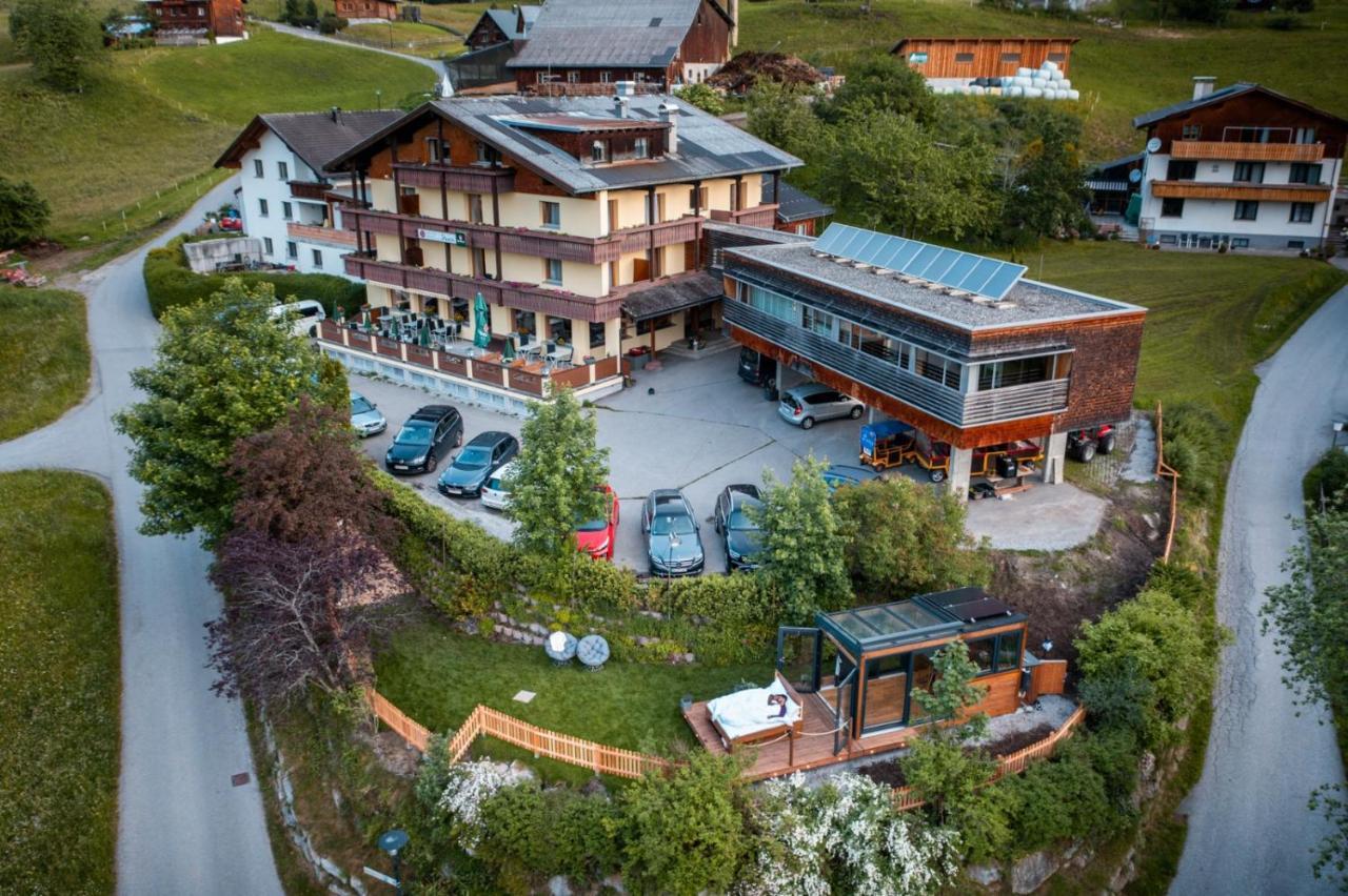 Hotel Dunza Buerserberg Exterior photo